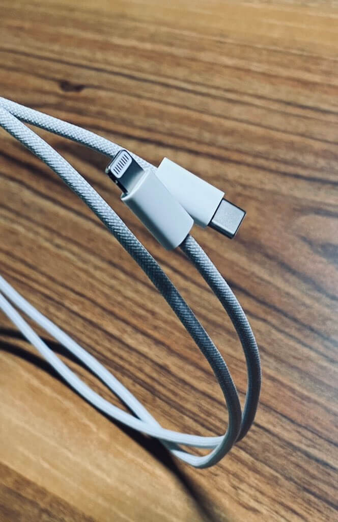 El iPhone 12 vendría con un nuevo cable USB-C a Lightning trenzado